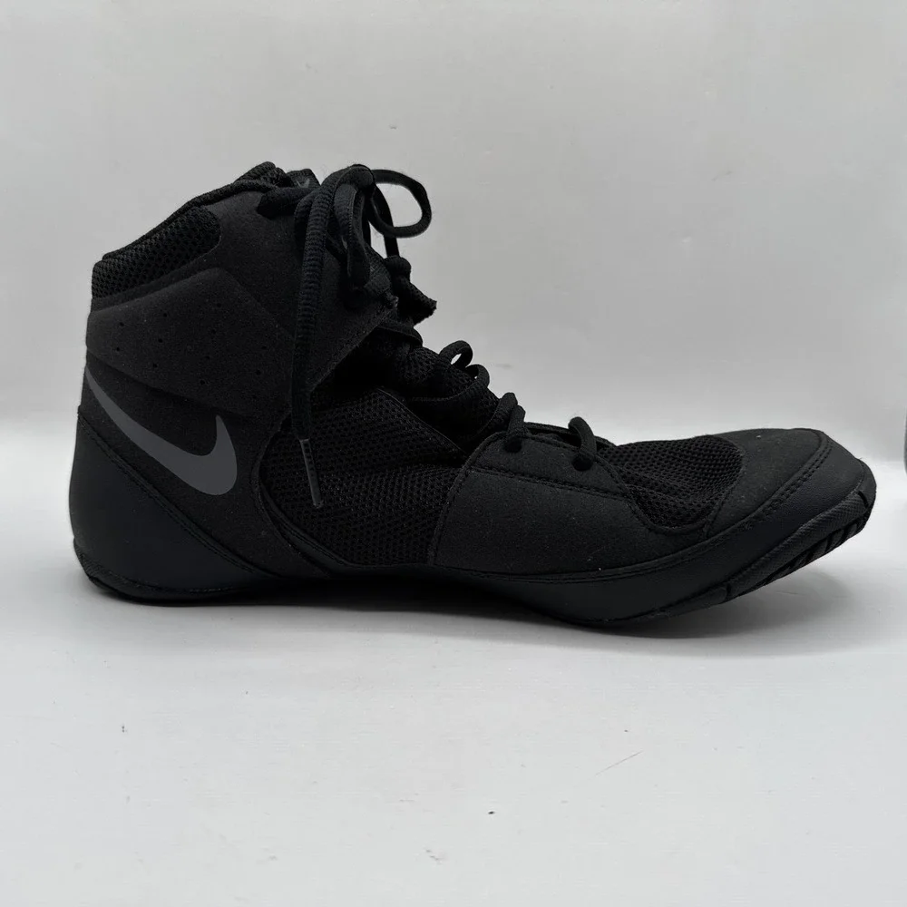 Nike fury black